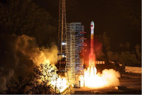 gps卫星编号-探索 GPS 卫星：夜空中的高科技杰作与独特编号