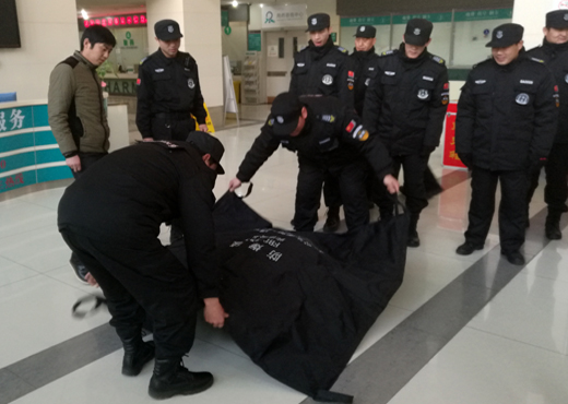 北京佑安医院挂号攻略：早起排队如抢春运票，专家号来之不易
