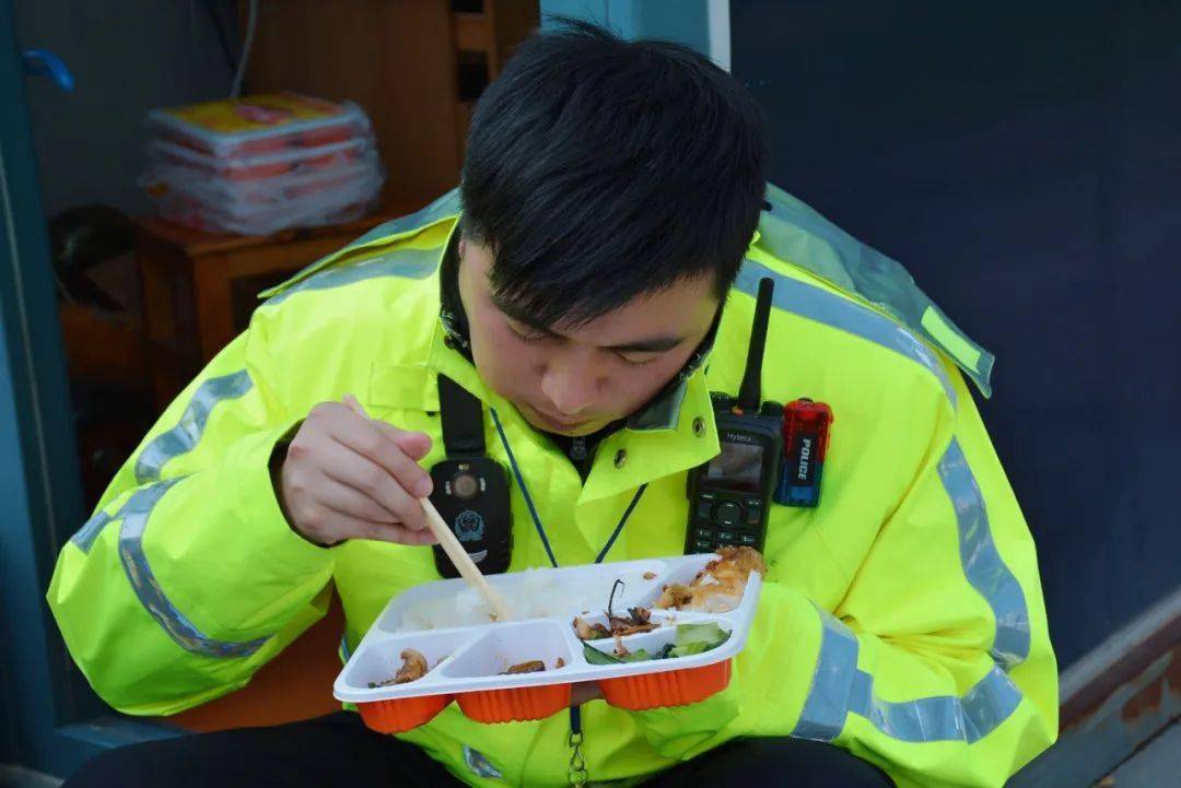 公安系统交警_汶上交警和公安局_公安局交警部门