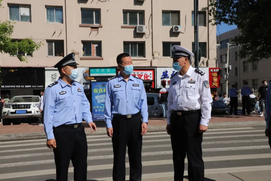 公安局和交警队哪个好_公安局交警队怎么样_公安局交警部门怎么样