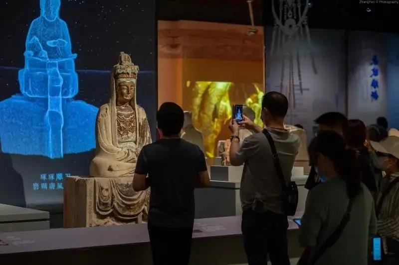 十字交叉路口标志的含义_十字交叉路口标志_十字交叉路口标志牌