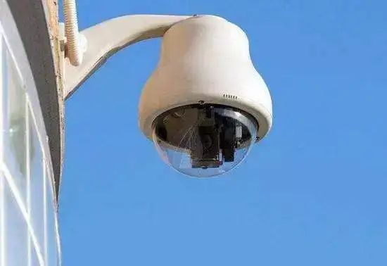 球型摄像头拍违章吗_球头摄像头可以拍到闯红灯吗_球头摄像头抓拍时间多久