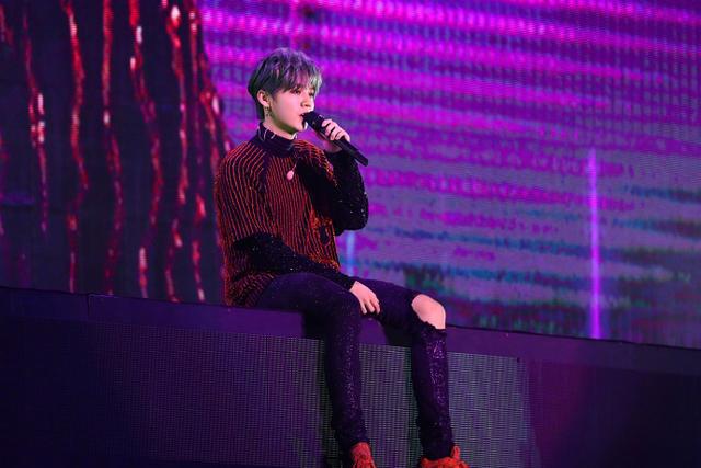 鹿晗是哪里人_110108 鹿晗_鹿晗关晓彤宣布分手了