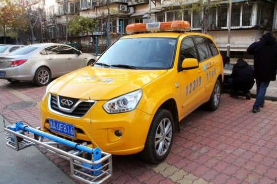 道路监控抓拍的原理-道路监控抓拍：高科技眼睛 24 小时紧盯马路 违规行为难逃法眼